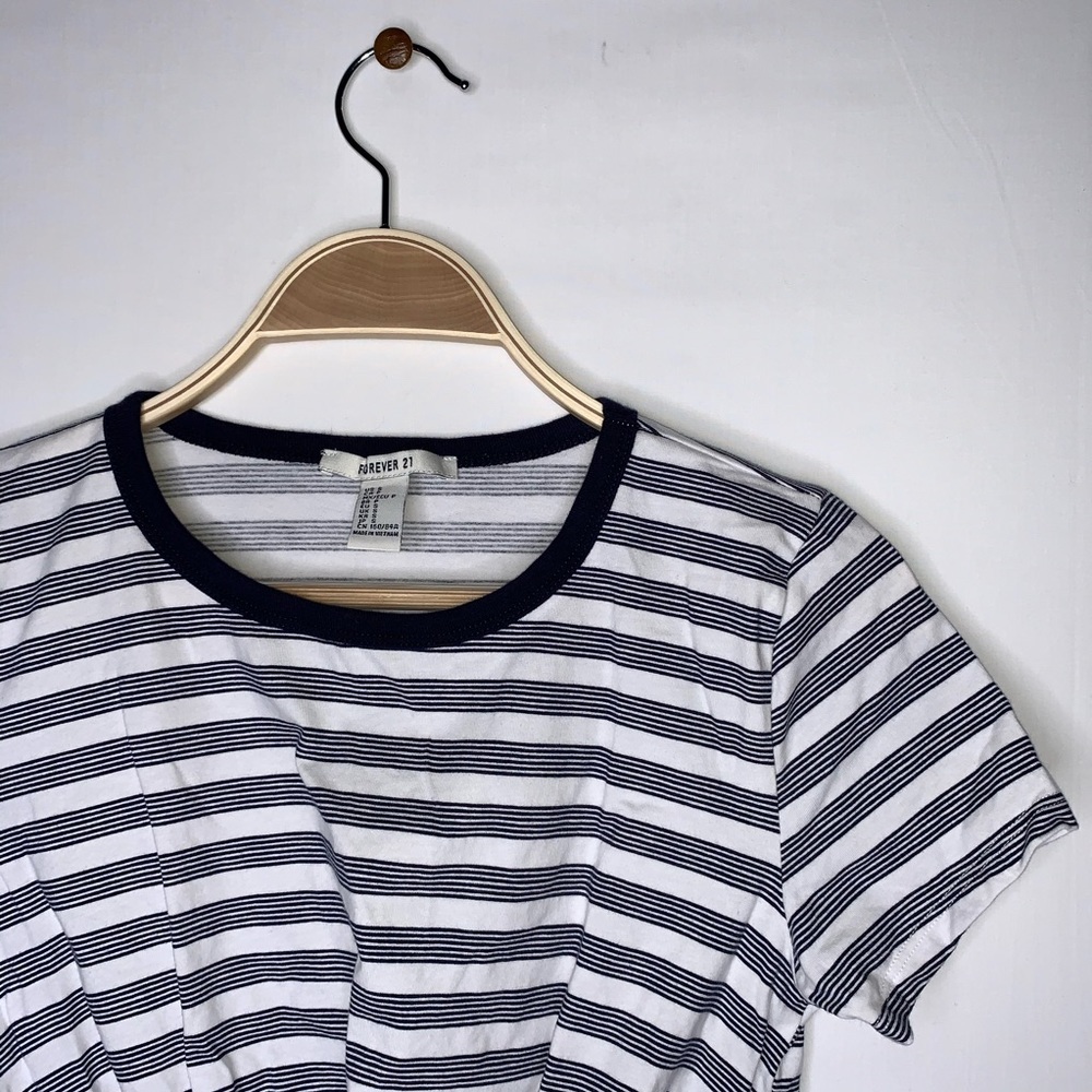 •girls• striped Forever 21 top S